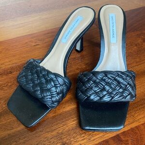 Saks Fifth Avenue Braided Leather Heel Size 6.5